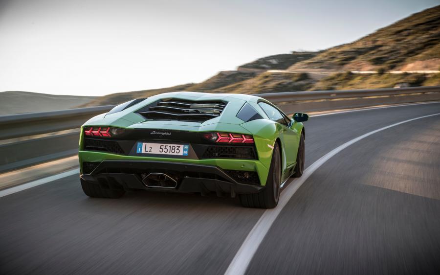  Lamborghini Aventador S 2017 года  (WW) (фото 40 из 74)
